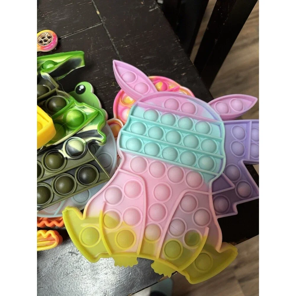 20+ Fidget Toys